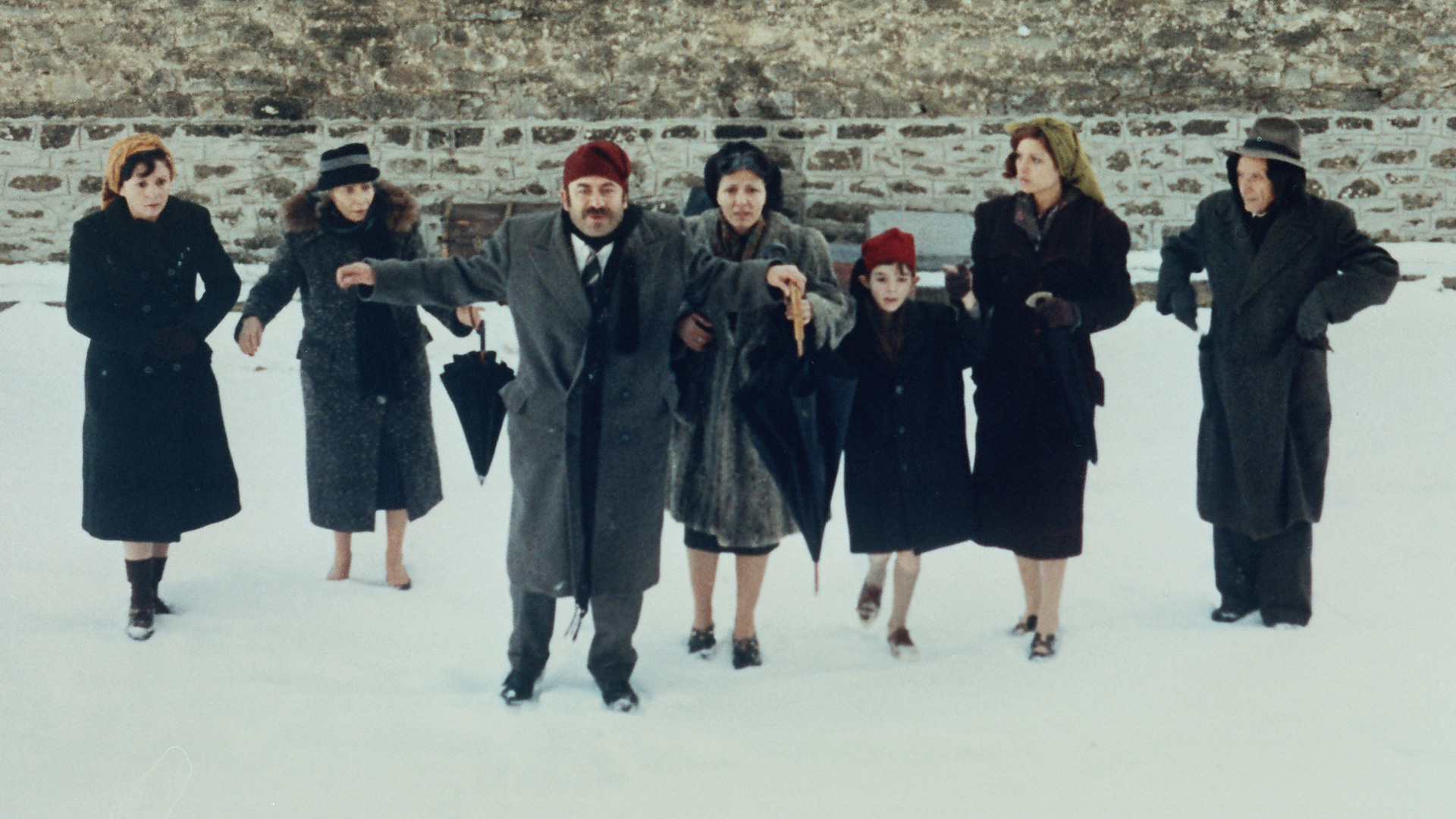 Essay: A Time For Many Words – Canon Formation, National Unity and ‘The Travelling Players’